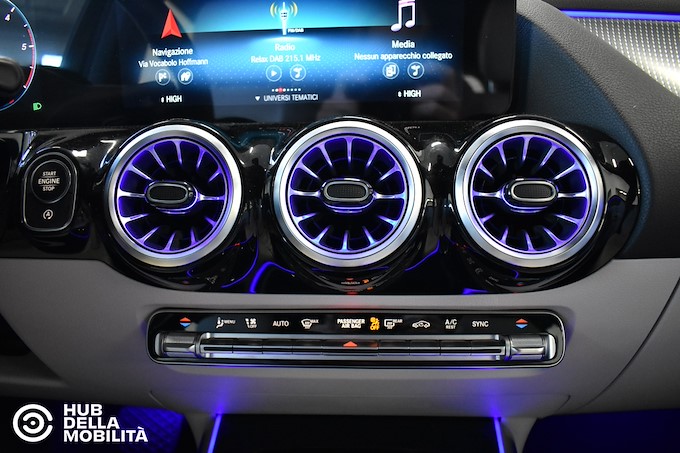 MERCEDES-BENZ GLA 180 d Automatic Sport Plus
